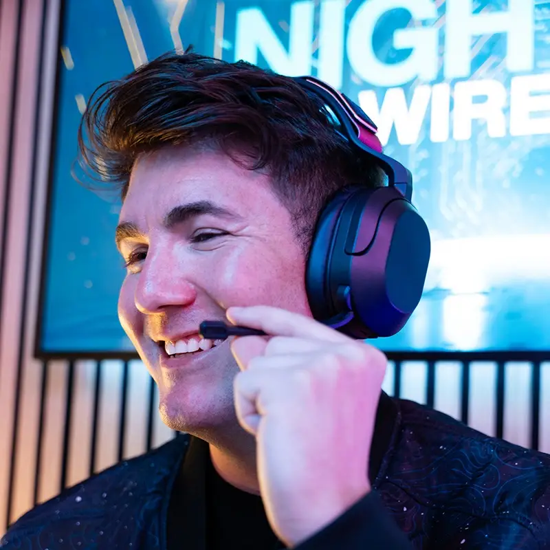 אוזניות גיימינג אלחוטיות JLab Nightfall Wireless Gaming תואם PC/PS שחור