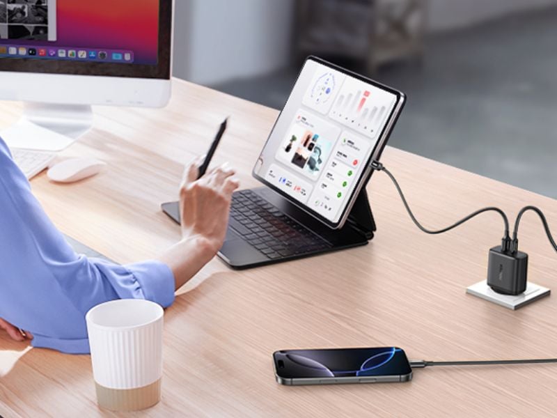 מטען קיר מהיר UGREEN 20W USB C PD 3.0 טעינה עוצמתית עם טכנולוגיית